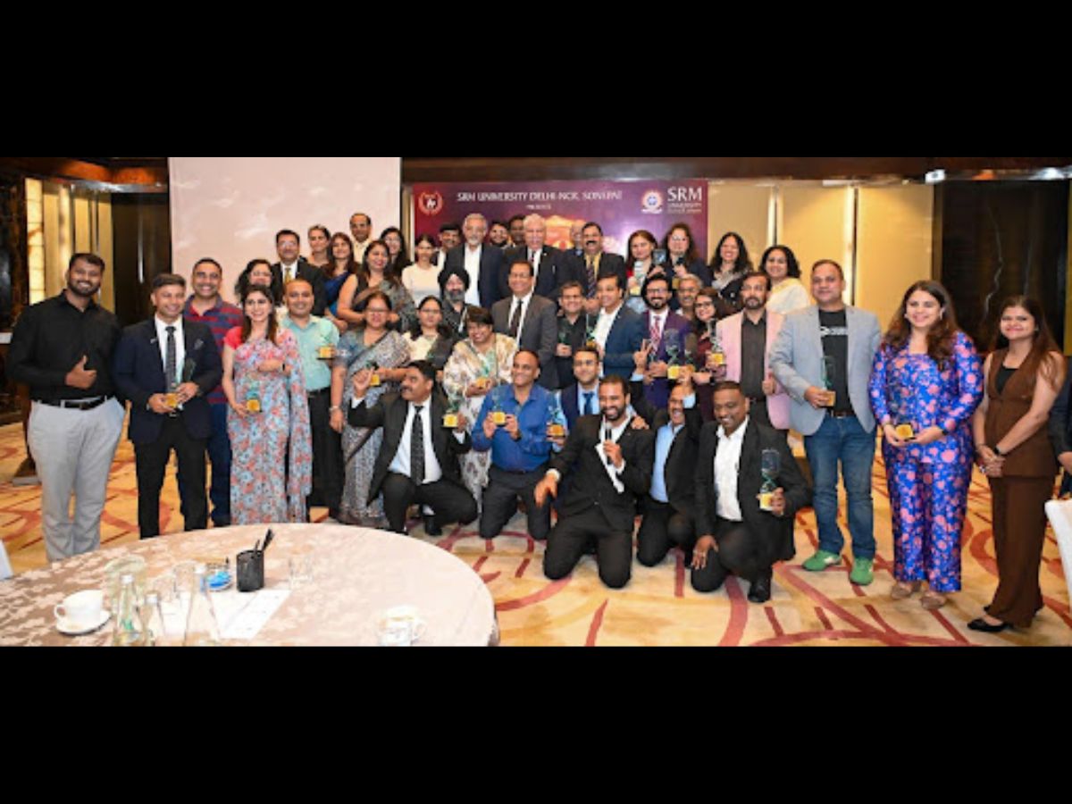 SRMUH Hosts Inaugural Leadership Award in HR Tech, Celebrating Over Five Decades of Educational Excellence with SRM Group